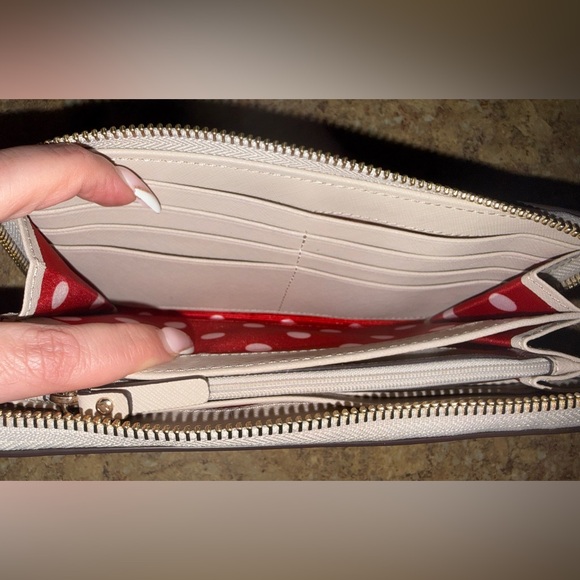 Kate Spade Cream Wallet with Minnie Mouse Design - Picture 10 of 15